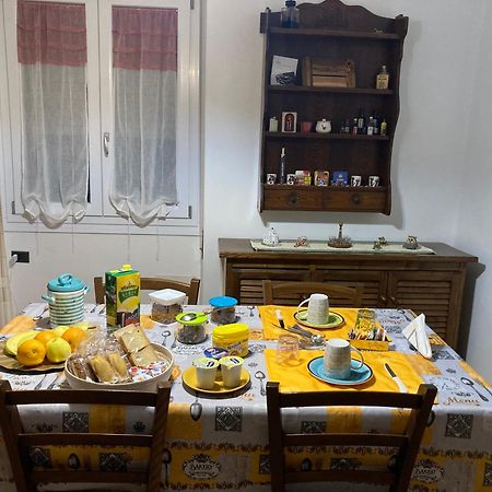 B&B Marsiglia Сасари Екстериор снимка