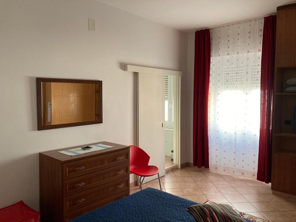 B&B Marsiglia Сасари Екстериор снимка